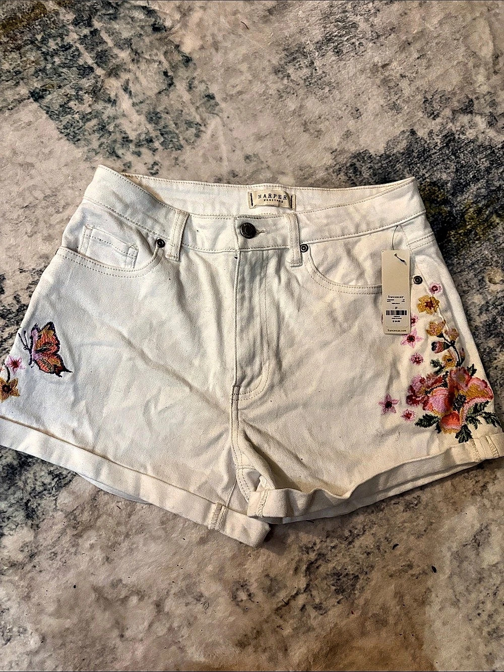 francesca's Embroidered Floral Jean Shorts in White Waist 27 NWT